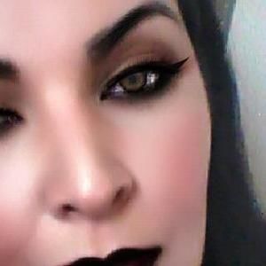 Meet your Posher, Karin